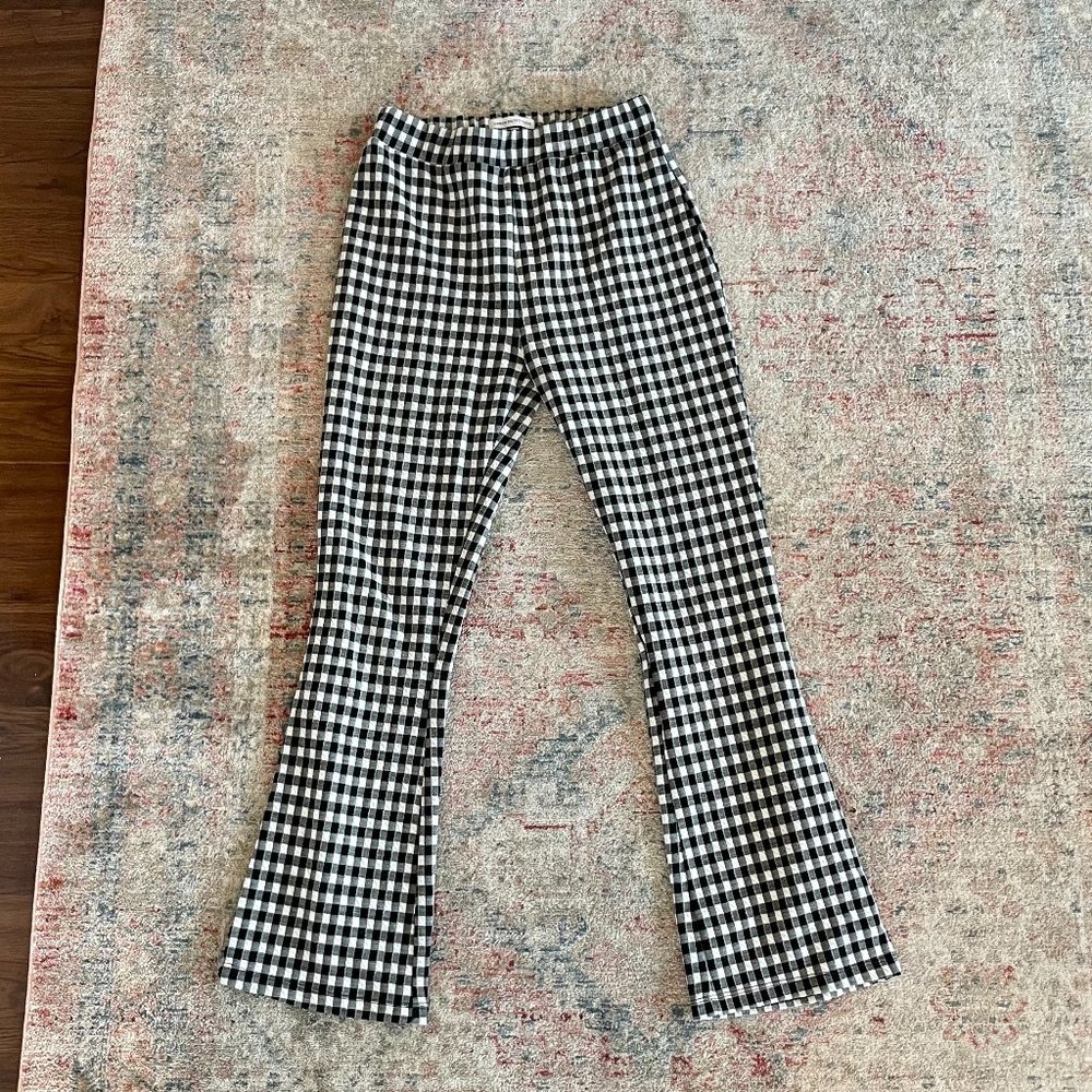 UO Women's Checkered Knit Flare Pants